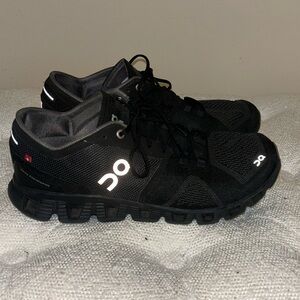 On Cloud Shoes Cloud 4